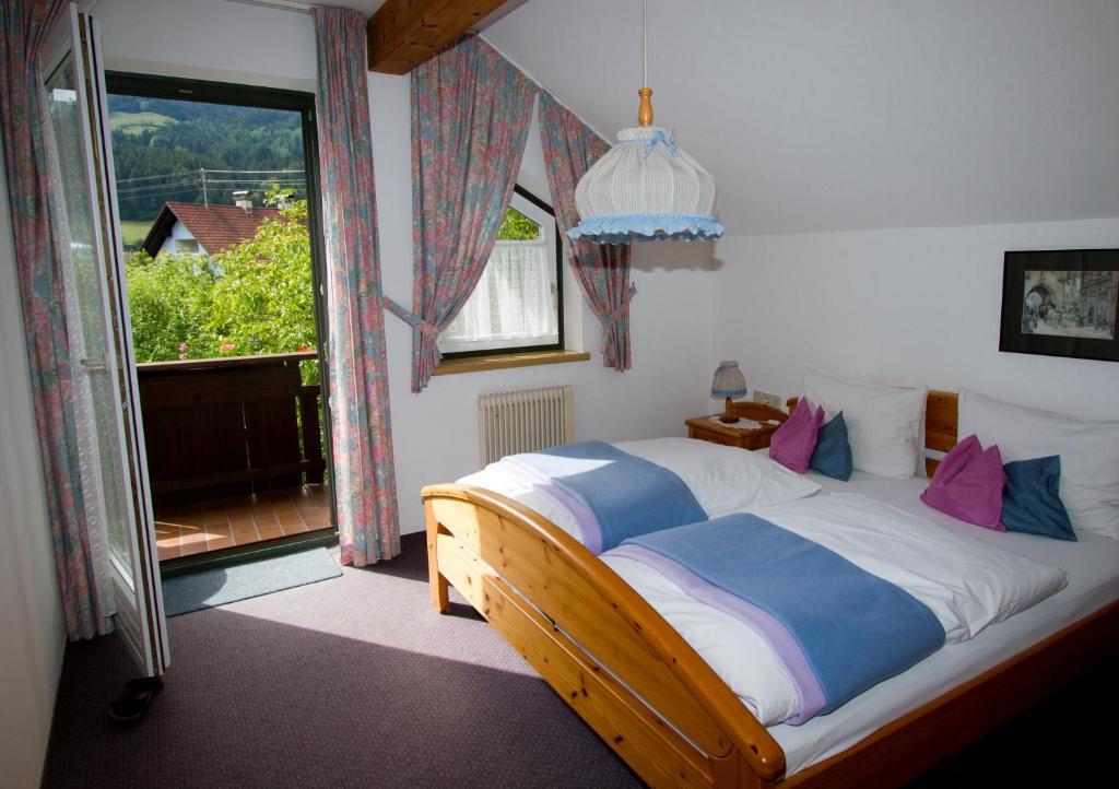 Apartmenthaus Berdnik Kotschach-Mauthen Exterior photo